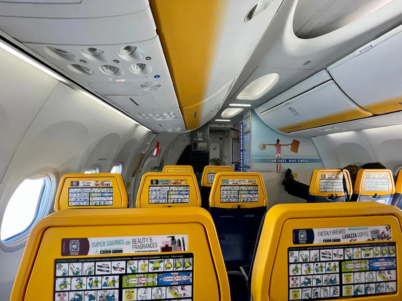Пассажир пострадал при разгерметизации самолета Ryanair
