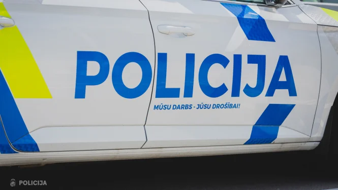 Aizvadītajā diennaktī uz Latvijas ceļiem dzīvību zaudē divi cilvēki