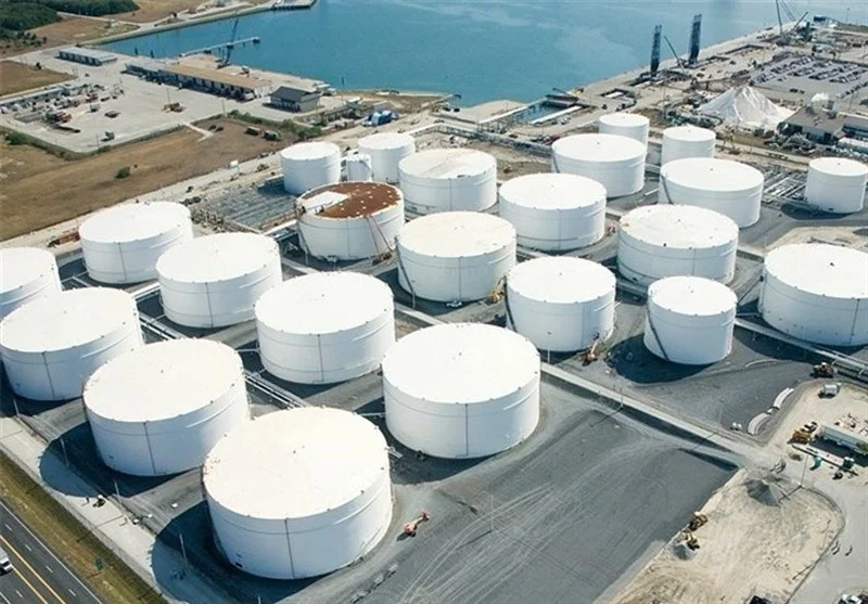 Нефтяной резерв США упал до минимума с 1982 года