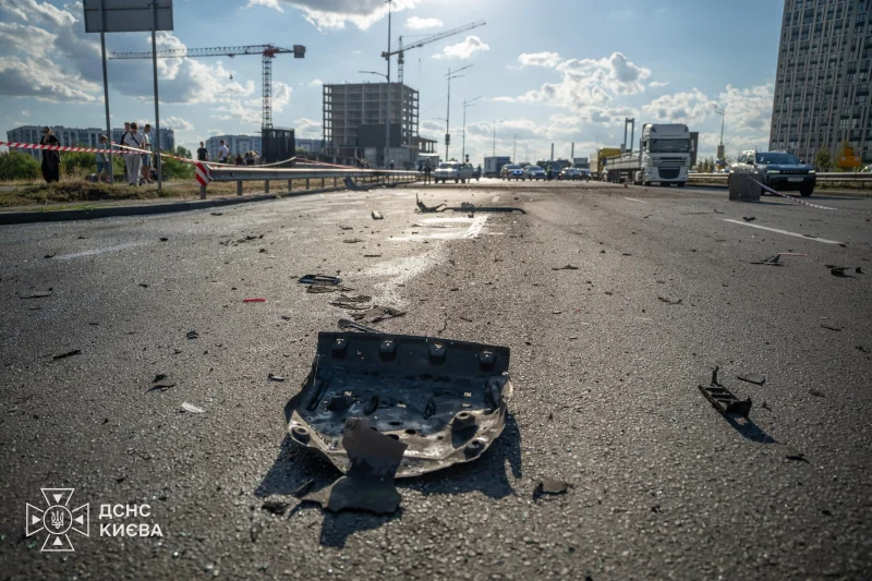 Kijiva piedzīvo dronu uzbrukumus; Zelenskis gaida ASV sūtņus
