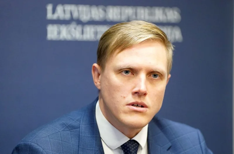 Профсоюз МВД Латвии раскритиковал министра Домбраву