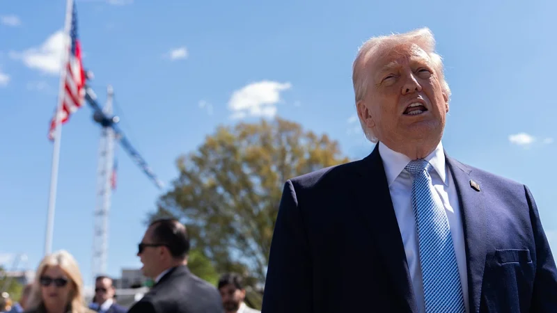 СМИ: Трамп, Путин и Си Цзиньпин могут обсудить судьбу Украины