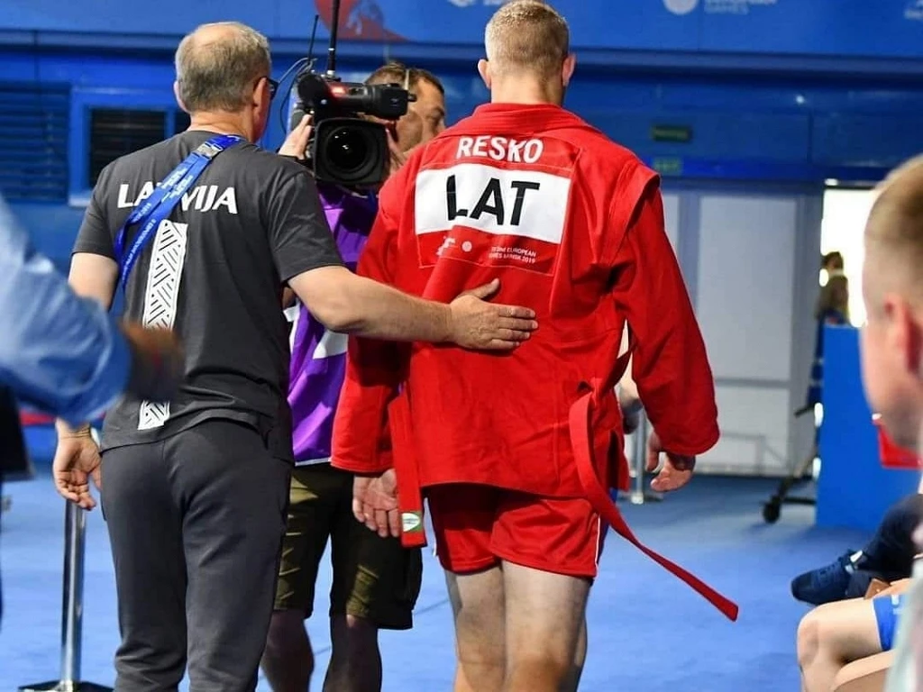 Latvijas sambo meistars Reško Eiropas čempionātā izcīna sudrabu