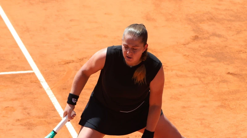 Aļona Ostapenko WTA rangā atkāpjas uz 31. vietu