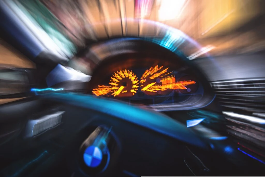 Dienvidkurzemē autovadītājs traucies ar 194 km/h