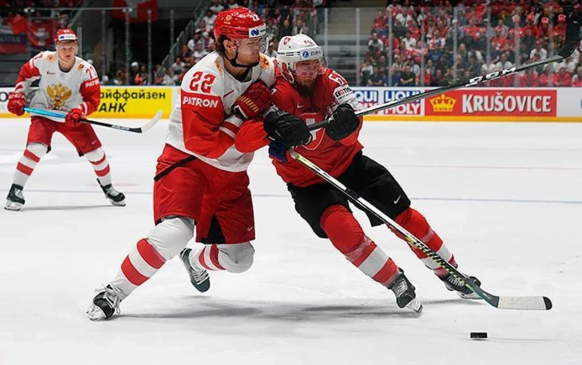 IIHF отменила запрет на участие сборных России в турнирах