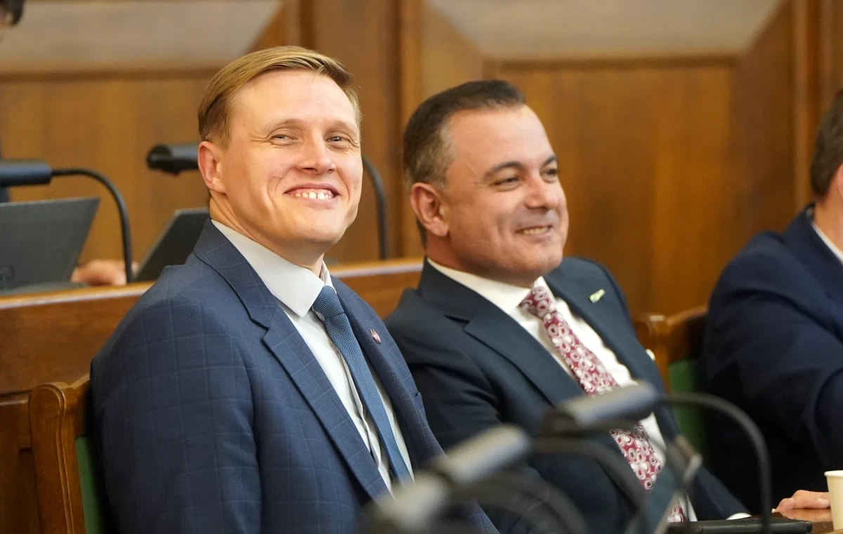 Домбрава анонсировал первое решение