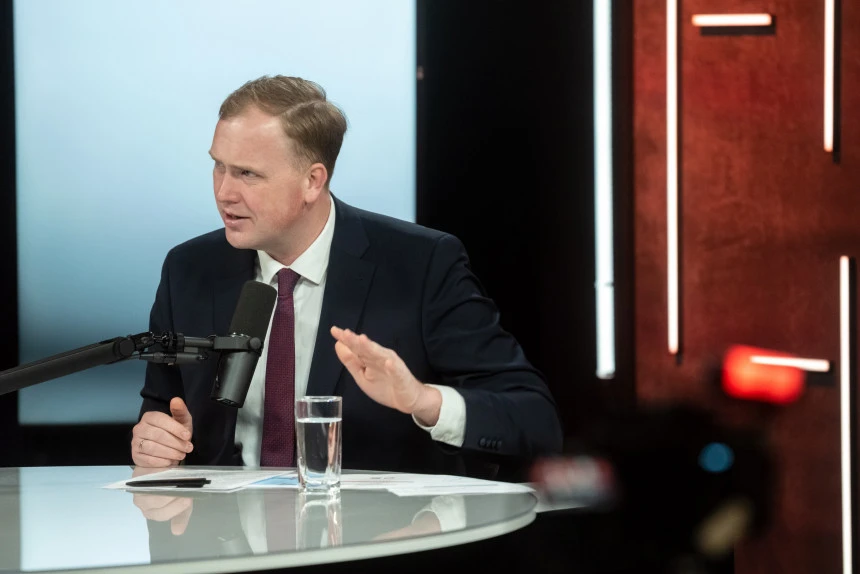 Valainis kritizē Rīgas domi par pretrunīgu mežu apsaimniekošanu