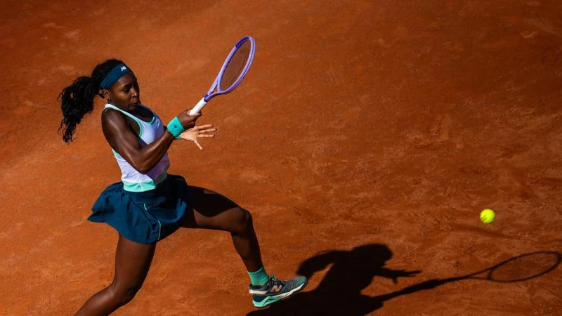 French Open pārsteigums: Gofa izstājas, Osaka turpina cīņu