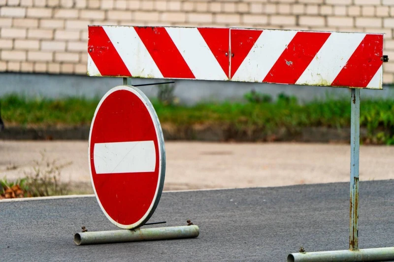 В Даугавпилсе вводят ограничения движения из-за ремонта и праздника