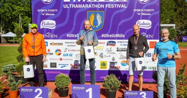 Andis Jaunķierpis uzvar savā vecuma grupā Rojas ultramaratonā