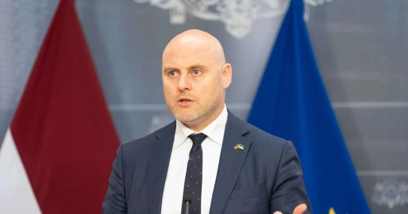 Kulbergs: airBaltic glābšanā jāiesaista privātais kapitāls