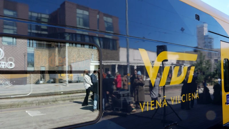 Vivi sāk testēt Starlink satelītinternetu reģionālajos vilcienos