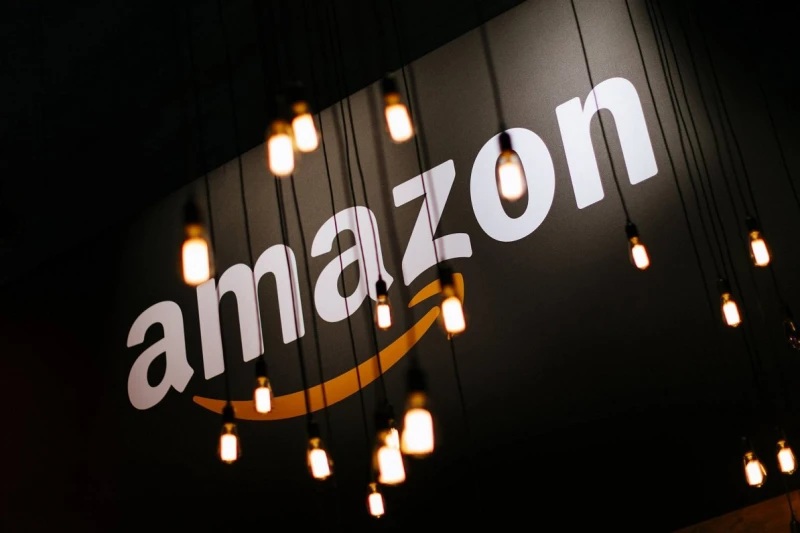 Amazon ievieš MI robotus loģistikā un jaunu attēlu meklēšanu