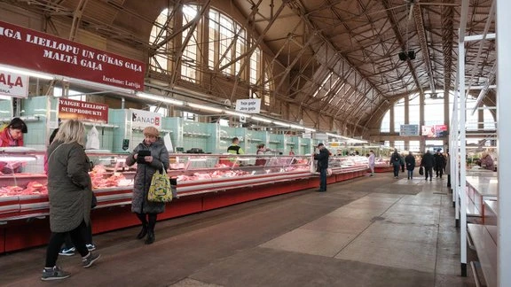 Мясной павильон Рижского центрального рынка закрывают