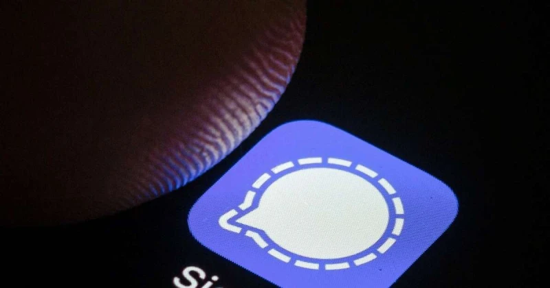 Krievijas hakeri uzlauzuši ASV kongresmeņa Signal kontu
