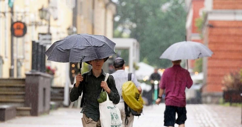 Sestdien Latvijā gaidāms pavēss un lietains laiks