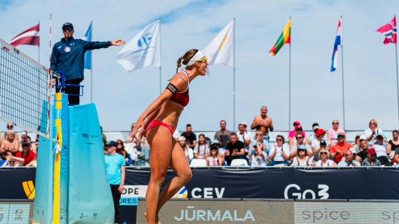 Samoilova un Graudiņa sasniedz Jūrmalas turnīra pusfinālu