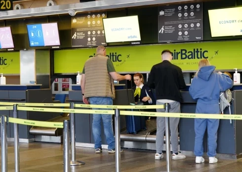 ES vienojas par jaunām aviopasažieru tiesībām un kompensācijām