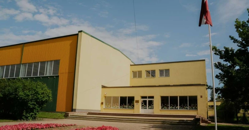 Kalnciemā durvis ver jauns jauniešu iniciatīvu centrs