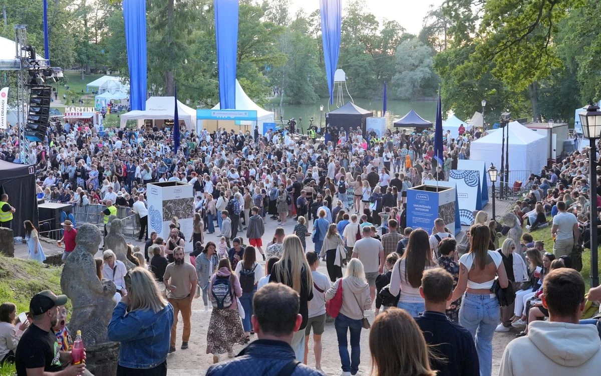 Uz festivālu Lampa Cēsīs kursēs papildu vilcieni