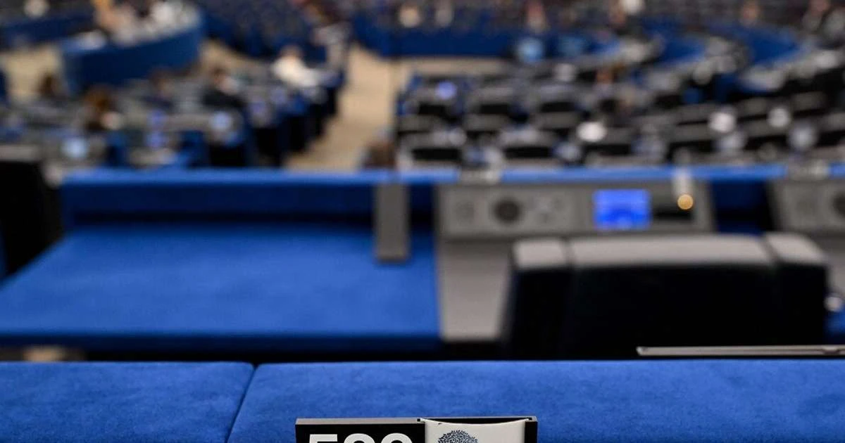EP sāk izmeklēšanu pret labējo partiju Suverēno nāciju Eiropa