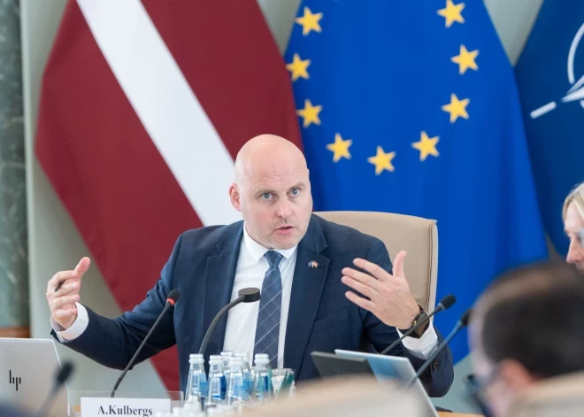 Premjers bremzē LMT un Tet izpirkšanu: darījums nav gatavs