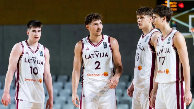 Latvijas U20 basketbolisti sagrauj Rumāniju un turpina cīņu