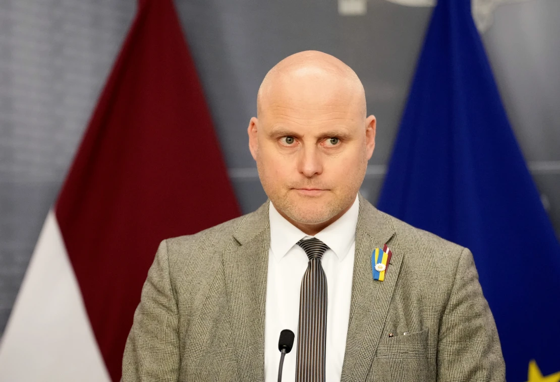 Valdība pārskatīs NVO finansējumu: aizdomas par līdzekļu izšķērdēšanu