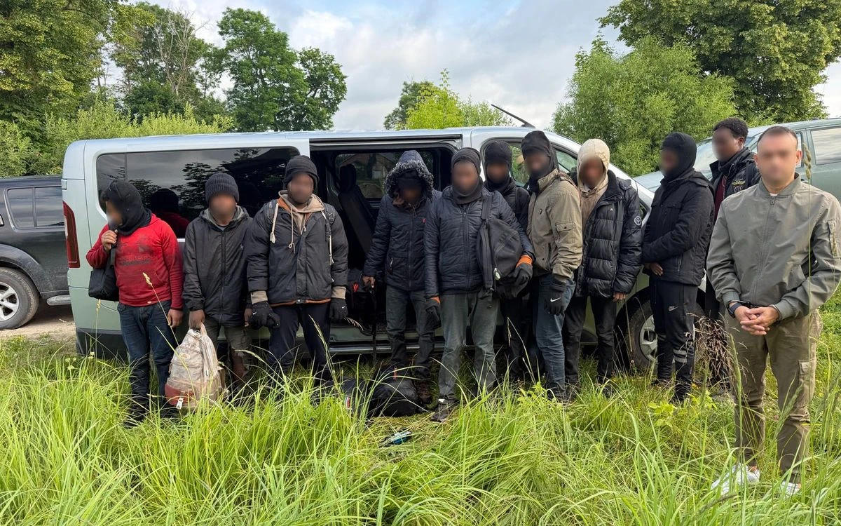 Valsts varētu vēl vairāk palielināt sodus migrantu pārvadātājiem