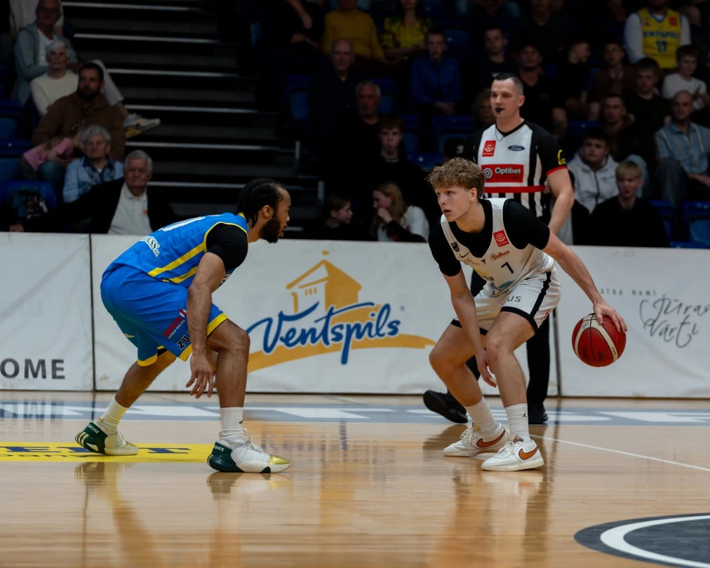 Čempions Kristofers Karlsons pievienojas BK Ventspils