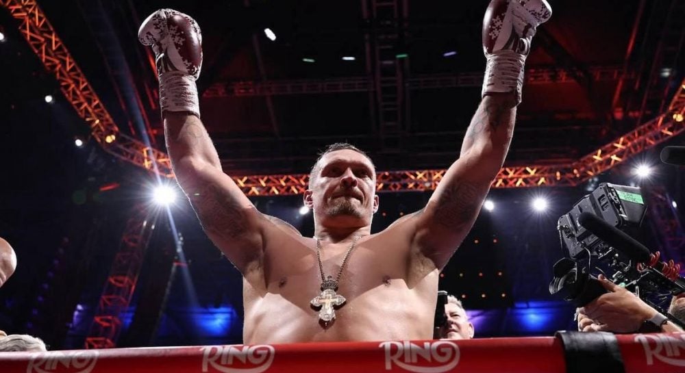 Александр Усик объяснил отказ от чемпионских поясов