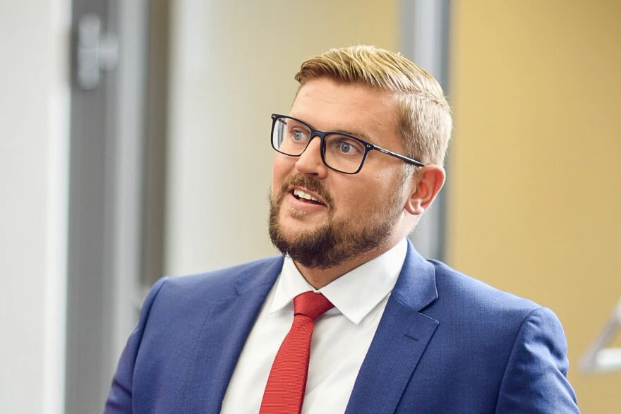 Naftas cenu kāpums: kā tas ietekmēs Latvijas iedzīvotāju maciņus