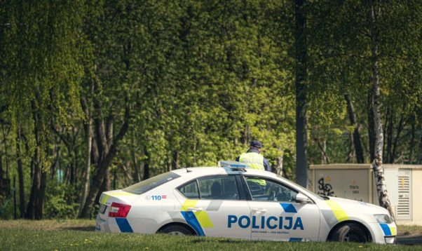Vidzemē diennaktī 18 avārijas un dīvains auto zādzības mēģinājums