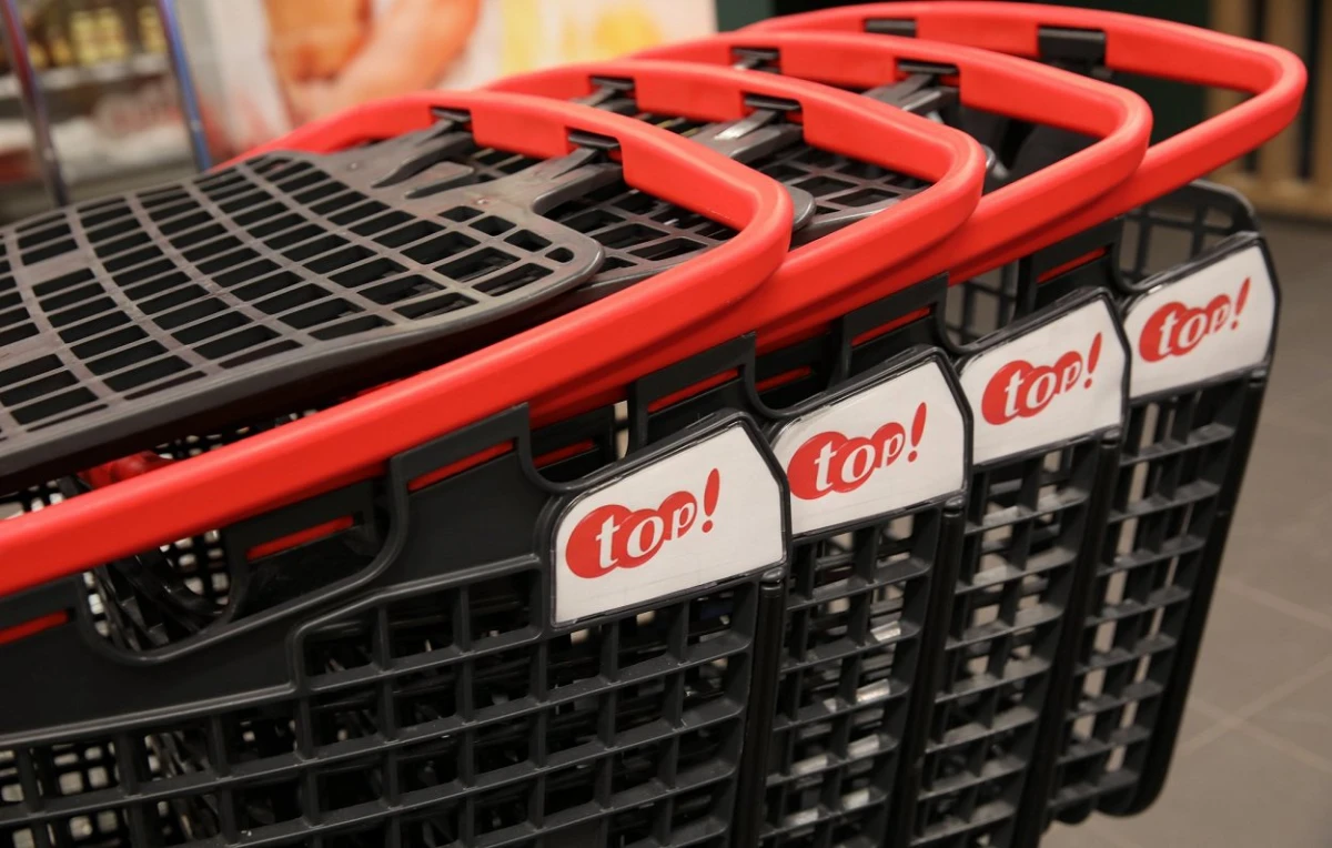 На месте магазина Sky в Риге откроется супермаркет Top!