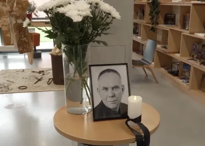 Liepājā piemin nogalināto pedagogu Normundu Vamzi