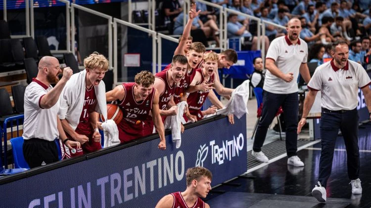 Latvijas U18 basketbolisti cīnās par vietu ceturtdaļfinālā