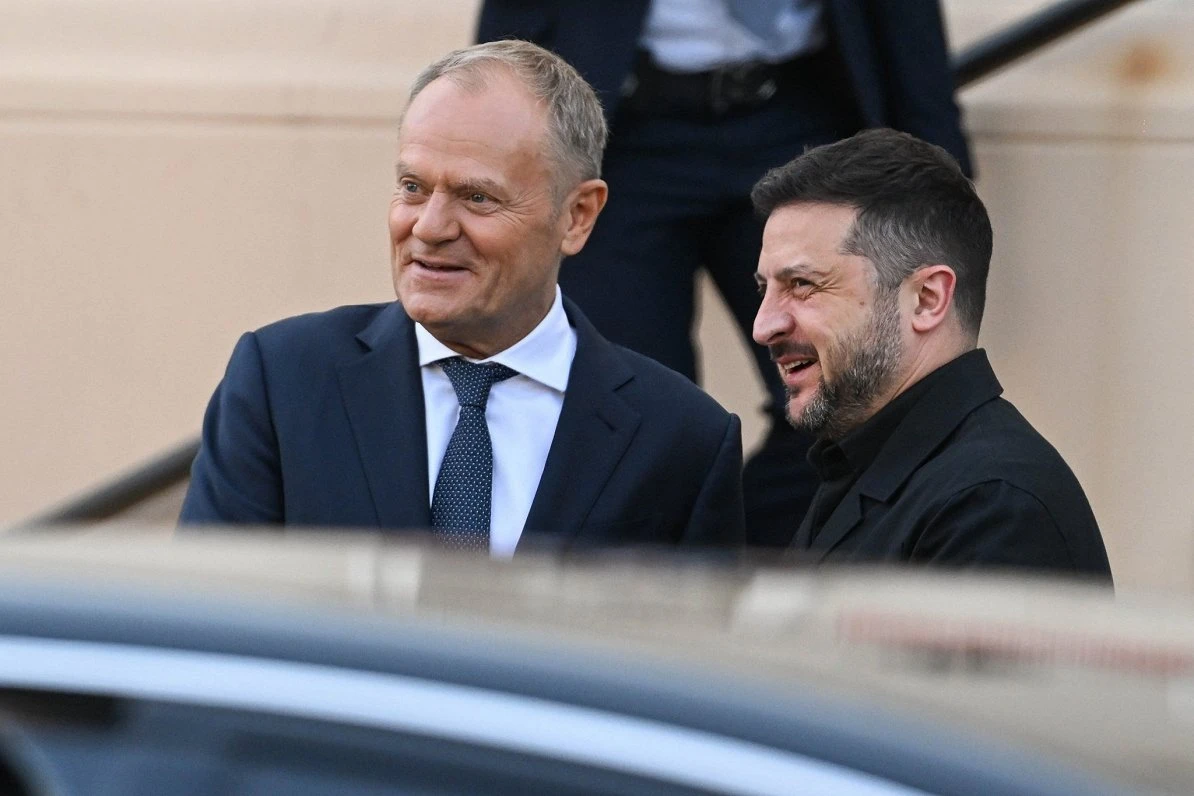 Zelenskis un Tusks Ļubļinā risina saspīlējumu Polijas attiecībās