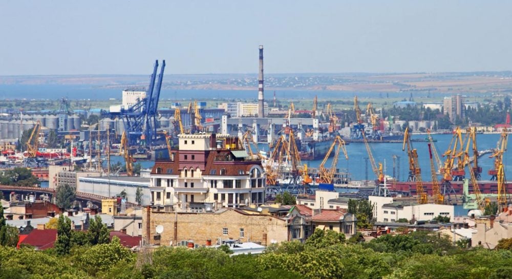 Блокада портов угрожает экспорту железной руды Украины