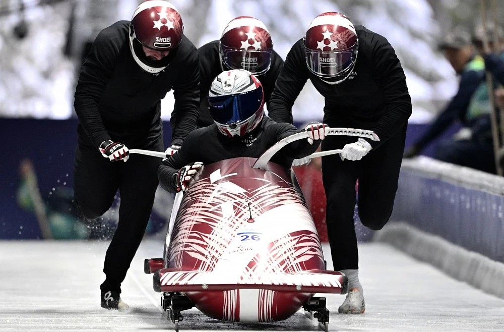 Latvijas bobslejisti jauno sezonu aizvadīs Eiropas kausā