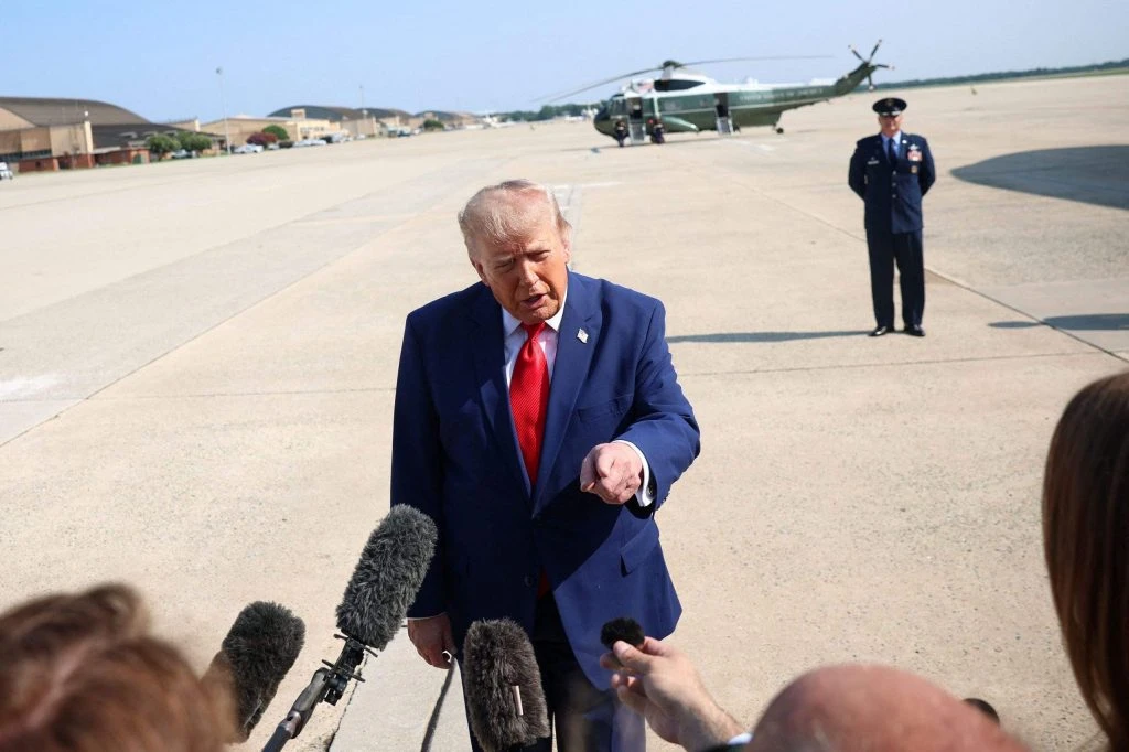 У гольф-клуба Трампа задержали вооруженного мужчину