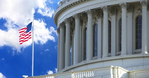 Сенат США одобрил новый пакет санкций против России и Ирана