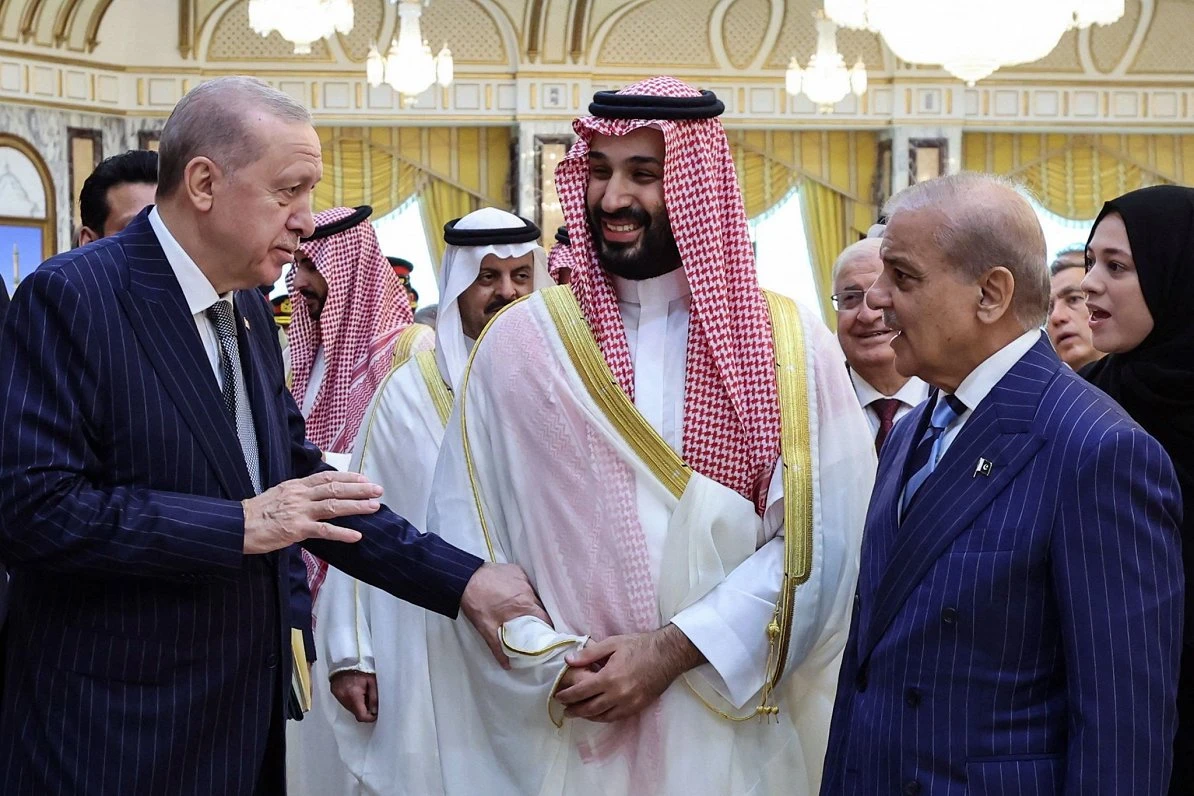 Jauna militārā alianse: Saūda Arābija, Turcija un Pakistāna
