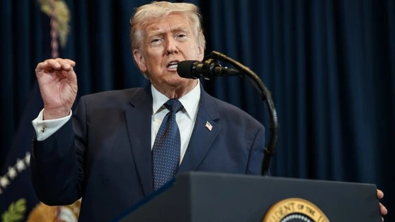 Трамп подписал указ о сокращении числа детских прививок в США
