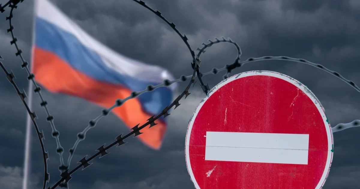 Нацобъединение требует остановить автобусы из Латвии в Россию