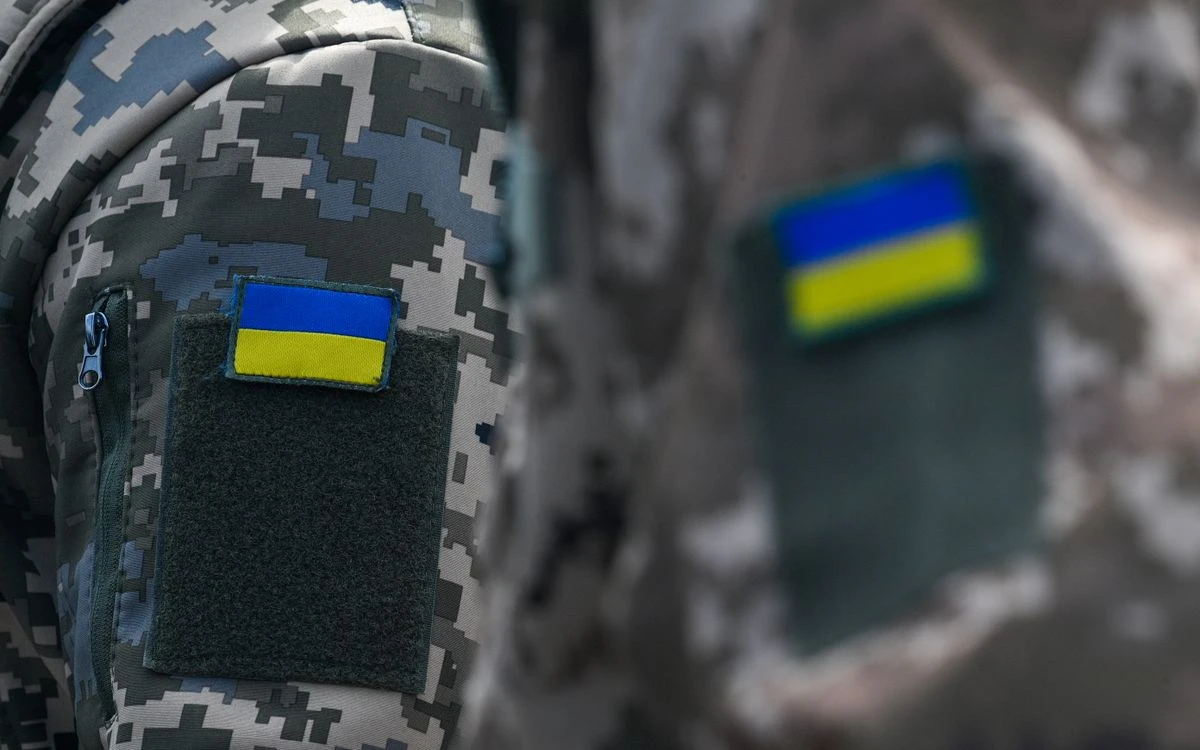 Ukraina prezentē pasaulē pirmo bezpilota dronu bāzes kuģi