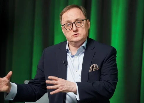 Kazāks pauž bažas par OTP Bank plāniem iegādāties Luminor