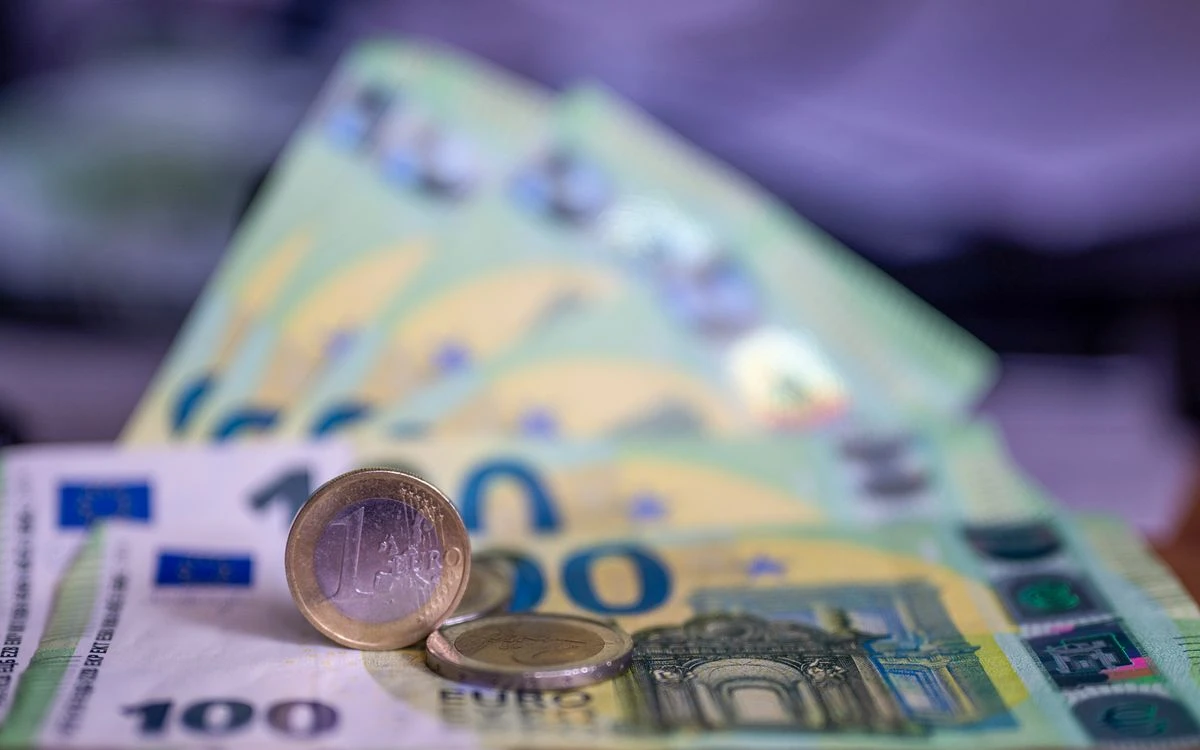 Valdības lēmums par 560 miljonu eiro vēja parku raisa bažas
