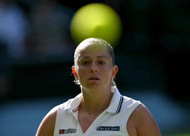 Ostapenko un Semeņistaja uzsāk dalību US Open turnīrā