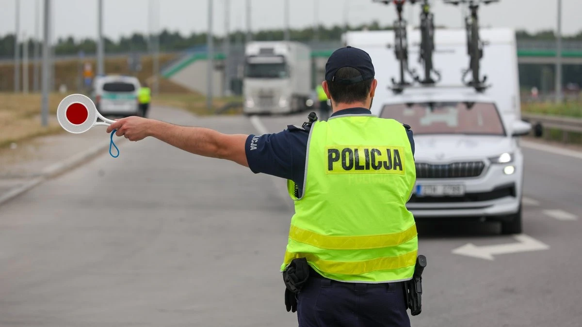 Polija pagarina robežkontroli ar Lietuvu un Vāciju